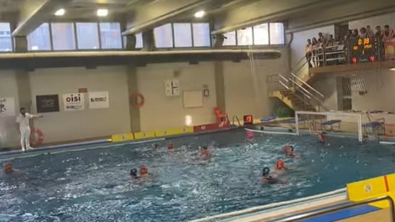 La Escuela Waterpolo Zaragoza cae ante Sant Feliu y se complica mucho la permanencia (12-16)