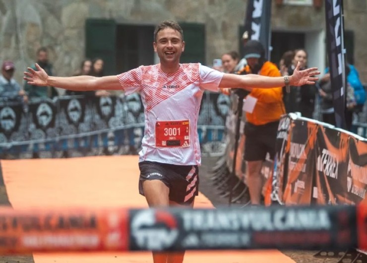 Dani Osanz vence en la Media Maratón de la Transvulcania