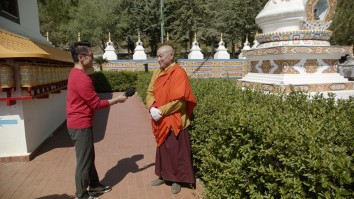 Ryo Matsumoto se integra en la comunidad budista de Panillo