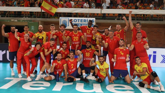 La Selección Española de Voleibol regresa a Los Planos con victoria