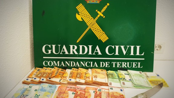 Detenido por atracar la sucursal de Ibercaja en Cedrillas y llevarse 14.000 euros