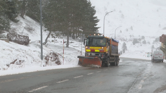 242 quitanieves en alerta en Aragón para hacer frente a las nevadas previstas para el 7 y 8 de febrero
