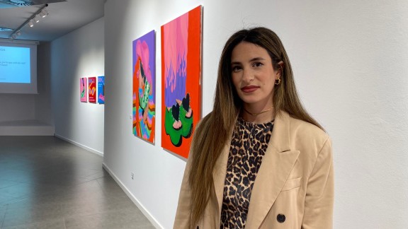 La artista ‘Pezones Revueltos’ firma su primera exposición en Zaragoza