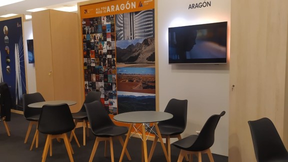 Aragón TV y Aragón Film Commission promocionan la industria audiovisual aragonesa en el festival de cine de Málaga