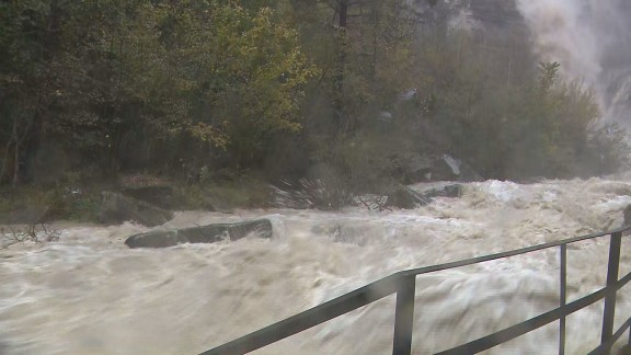 Las intensas lluvias multiplican el caudal de los ríos del Pirineo aragonés