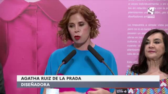 El universo de Agatha Ruiz de la Prada llena de color el Patio de la Infanta de Zaragoza