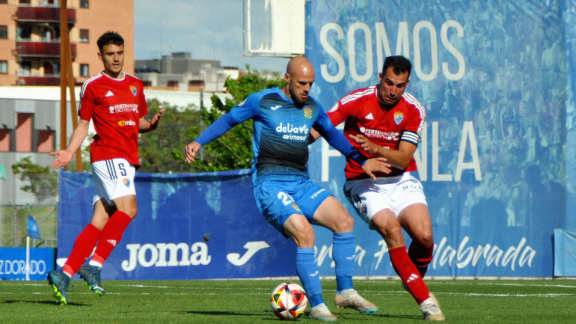 El CD Teruel saca un punto de su visita a Fuenlabrada tras un intenso partido (0-0)