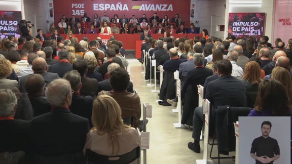 Los líderes del PSOE cierran filas en torno a Pedro Sánchez y piden que no deje la presidencia del Gobierno