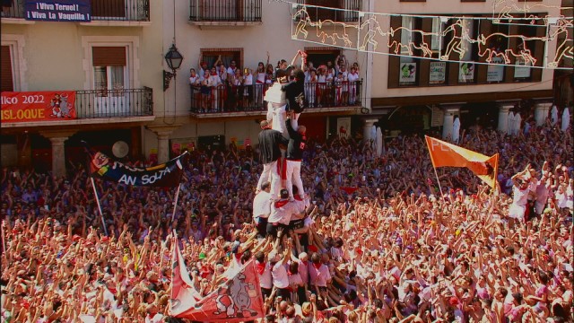 Imagen de Aragón TV retransmite la puesta del pañuelo al Torico