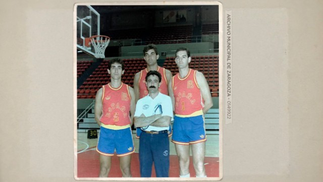 Imagen de ‘Vuelta Atrás’ recuerda a los hermanos Arcega, la popular saga de jugadores del baloncesto aragonés