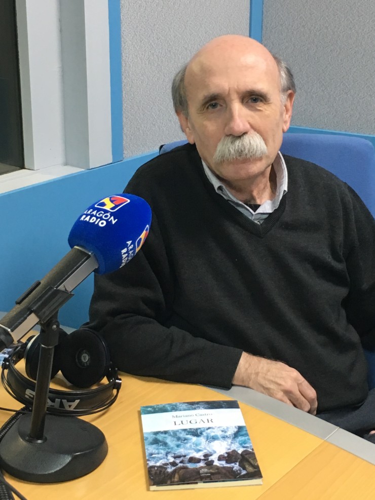 Entrevista a Mariano Castro en Aragón Radio junto a su publicación "Lugar"