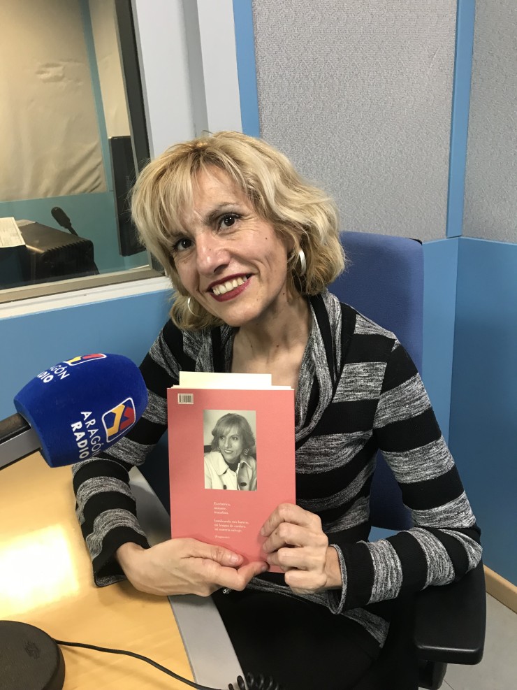 Entrevista a Carmen Aliaga con su poemario "Madeleine", en Aragón Radio