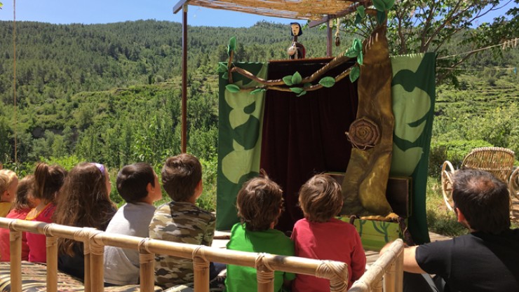 Teatro en plena naturaleza en la localidad turolense de Olba