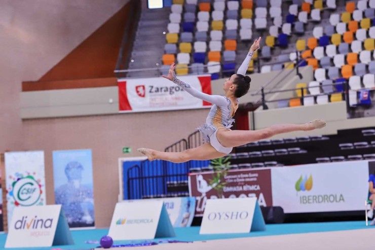 Laura Martínez participando este domingo en el Campeonato de España de gimnasia rítmica.