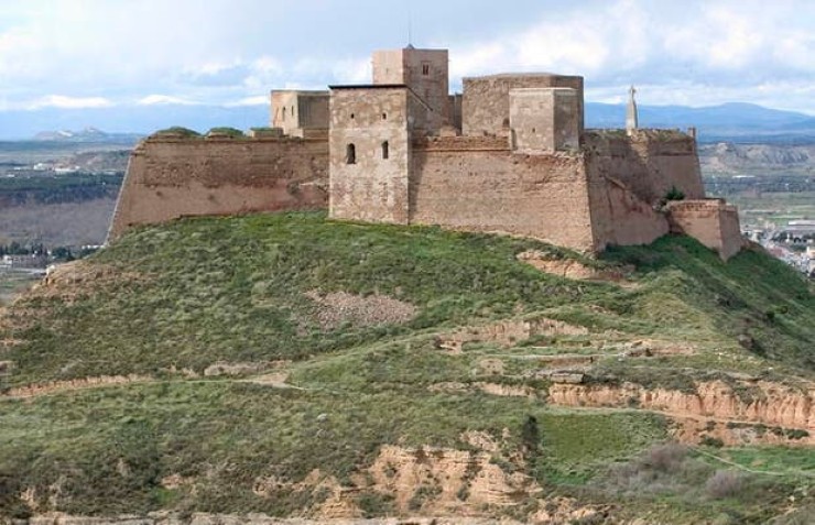 Los templarios se instalaron en la fortaleza en 1143 como consecuencia del testamento de Alfonso I el Batallador