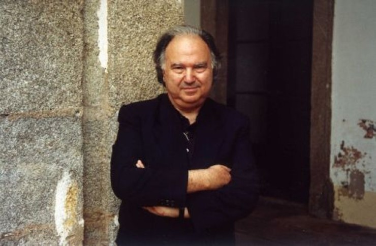 El organista José Luis González Uriol recibió un homenaje con el libro 'Flores de Música'