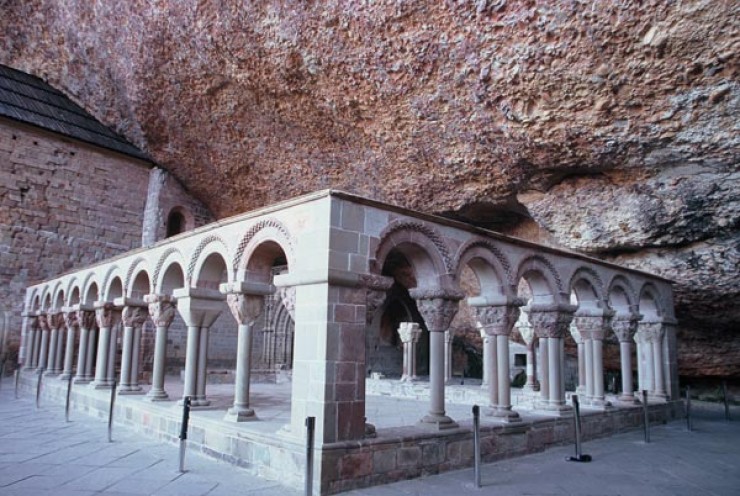 Los muros del monasterio de San Juan de la Peña se llenarán de arte y leyenda este verano