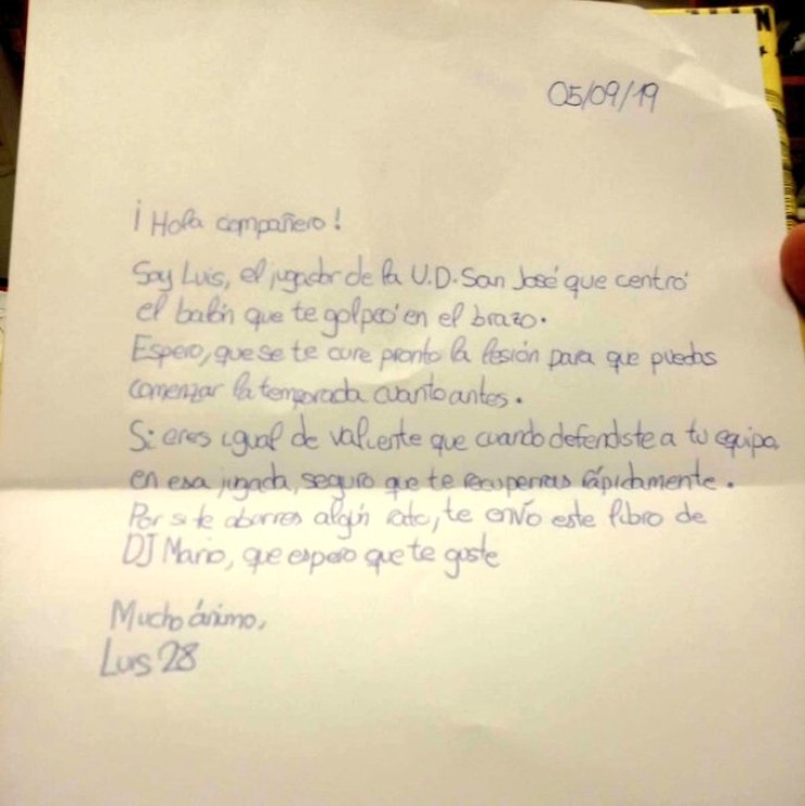 Carta que ha recibido el jugador del CD Ebro