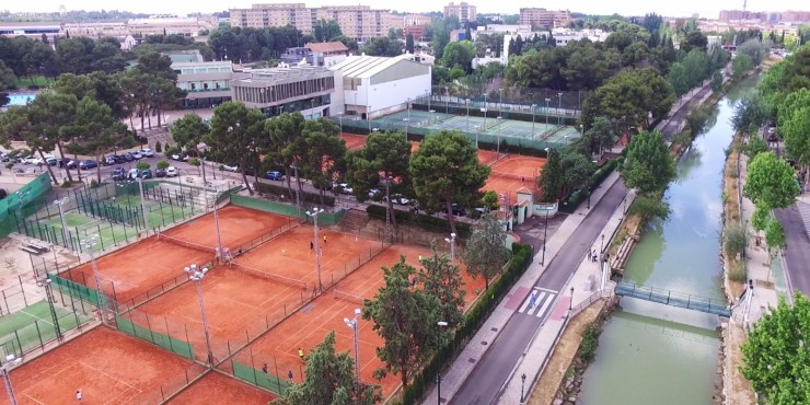 Las instalaciones de Stadium Casablanca acogerán el Campeonato de Aragón de tenis.