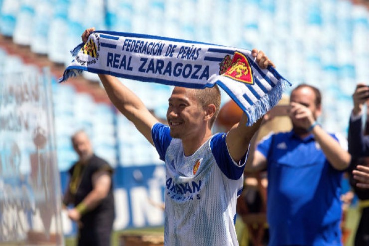 Kagawa en la presentación como nuevo jugador del Real Zaragoza