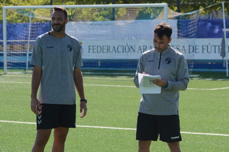 Manolo Sanlúcar durante el entrenamiento. Foto: CD Ebro.