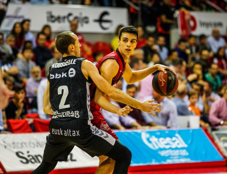 Carlos Alocén durante el partido ante el Bilbao Basket. Foto: ACB.