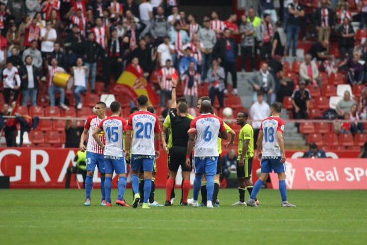 Grippo ha sido expulsado en el minuto 30. Foto: Real Zaragoza