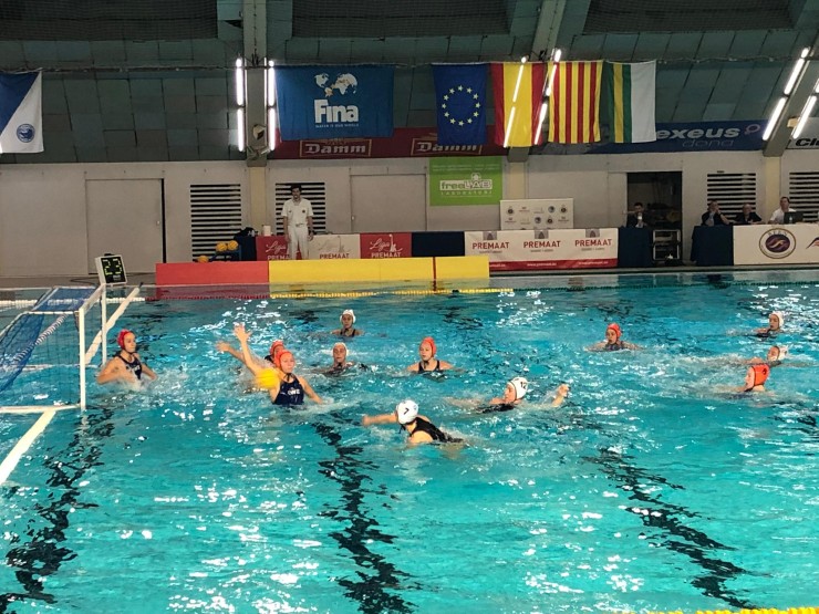 La Escuela Waterpolo Zaragoza en un partido de la pasada temporada.