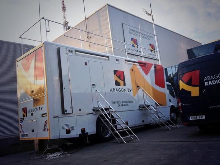 La unidad de Aragón TV en las instalaciones de la CARTV