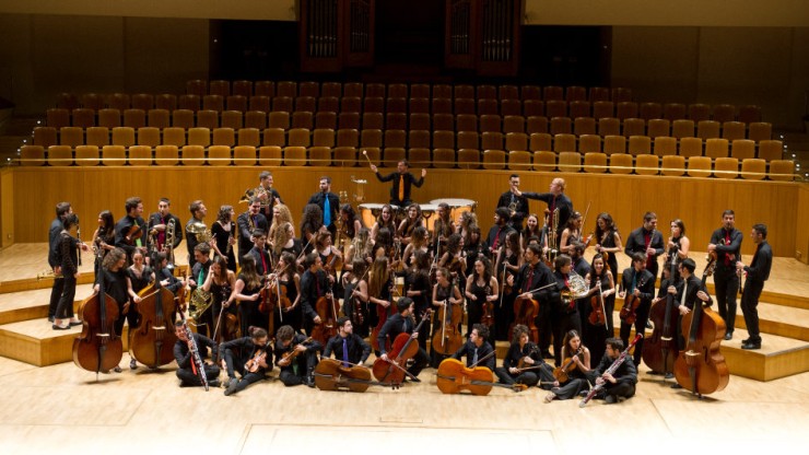 La Joven Orquesta Nacional de España fue creada en 1983 para formar a músicos españoles en la etapa previa al ejercicio de su profesión