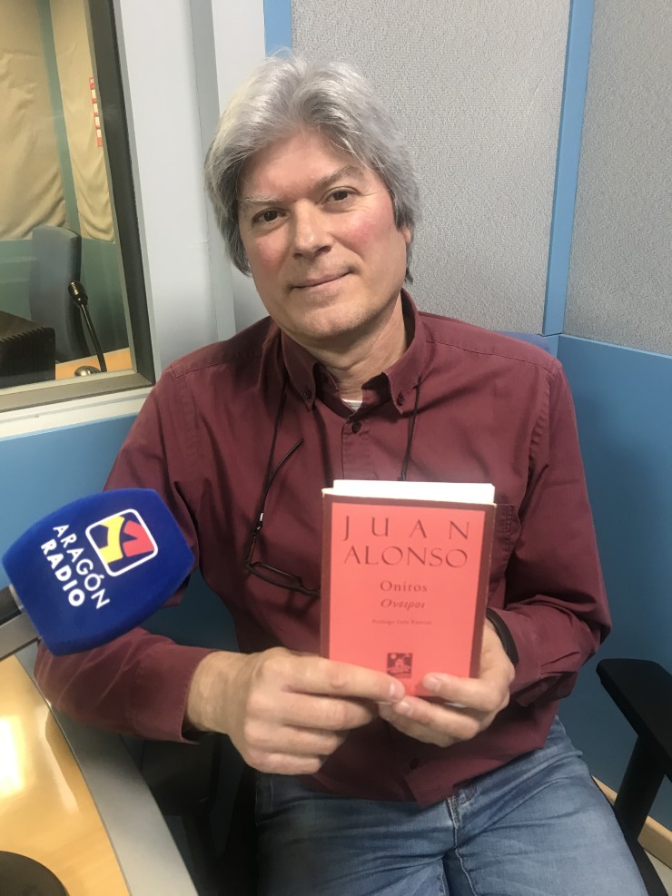 Entrevista a Juan Alonso en Aragón Radio junto a su obra "Oniros"