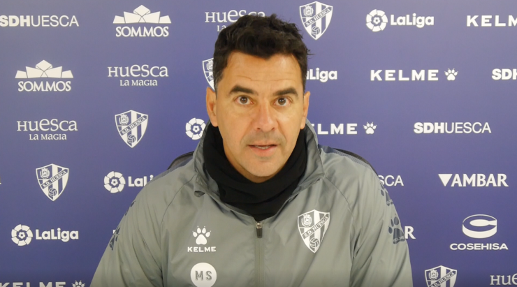 El entrenador de la SD Huesca explica el trabajo de los próximos días.