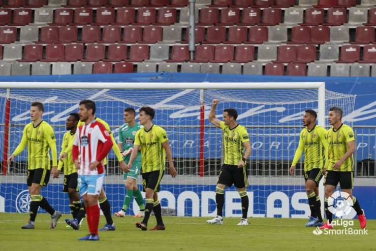 Miguel Linares celebra su gol en el Anxo Carro. Foto: LaLiga