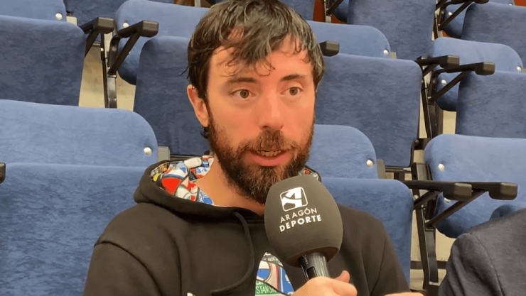 Nano Modrego durante una entrevista con Aragón Deporte
