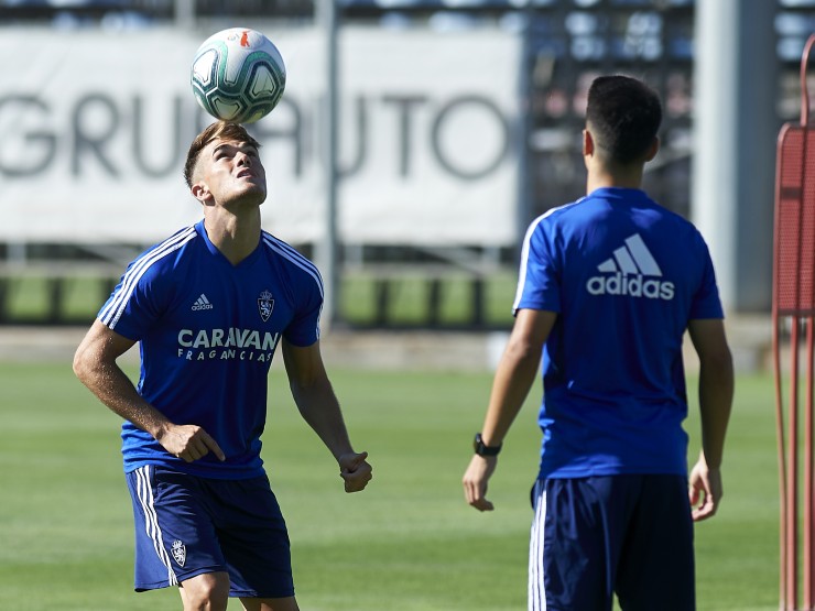 Pep Chavarría y Sergio Bermejo, en un entrenamiento en la Ciudad Deportiva esta semana.