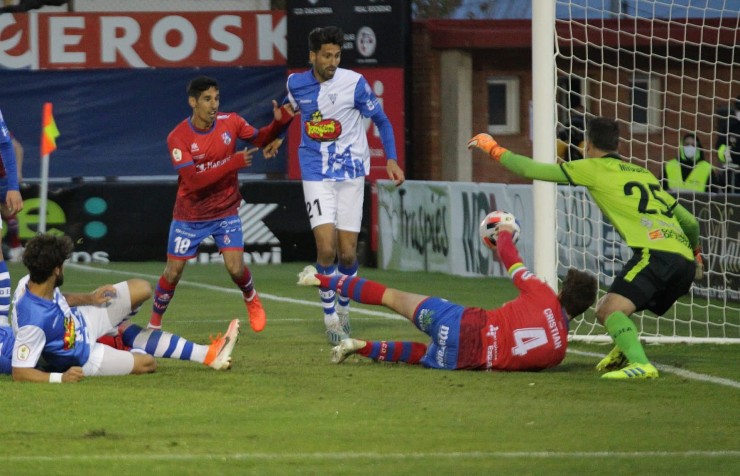 Imagen del gol anotado por 'Titi' que ha decidido el encuentro. Foto: CD Calahorra