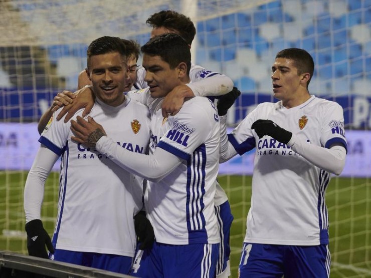 Los jugadores del Real Zaragoza celebrando un tanto en el encuentro frente al Logroñés. Foto: Real Zaragoza