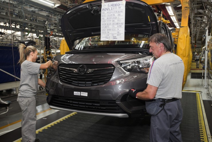 Producción del Opel Combo en la planta del Grupo PSA.