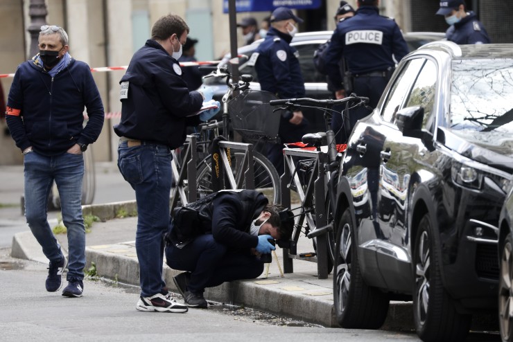 La policía francesa investiga el tiroteo.