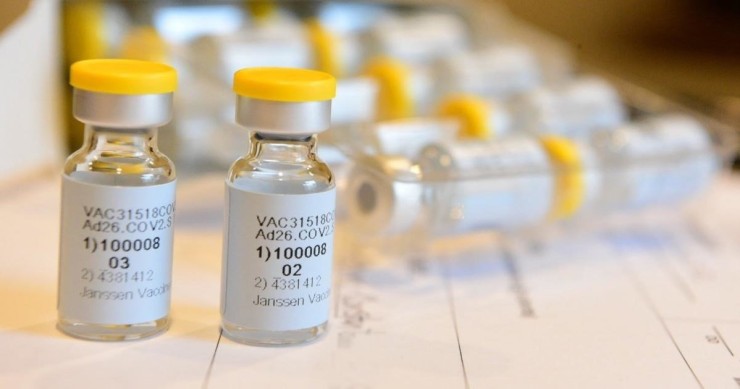 Vacuna de Janssen contra la COVID-19 de una sola dosis.