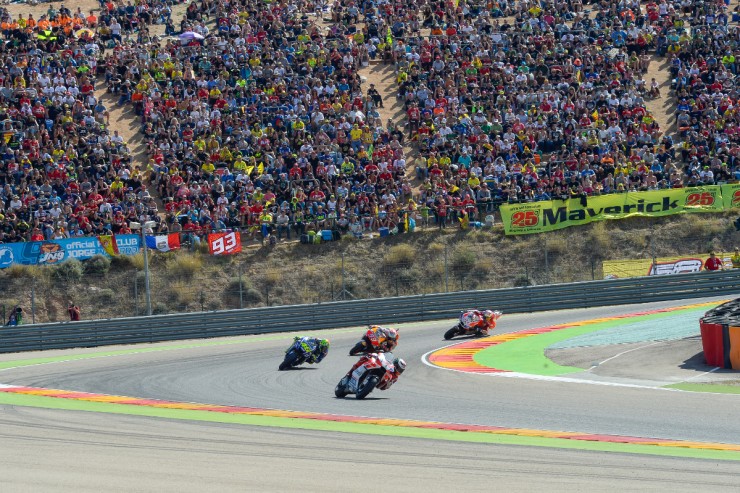 Imagen de una carrera de Moto Gp en Motorland Aragón.