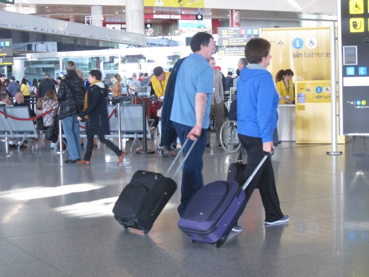 Viajeros alemanes en el aeropuerto de Málaga (EP).