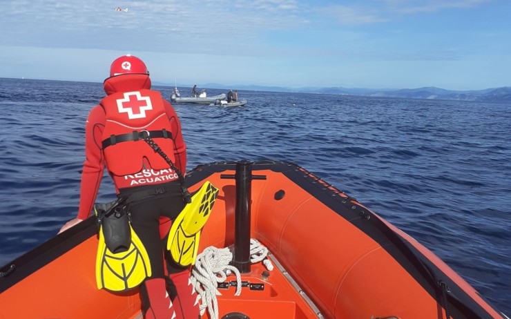 La Cruz Roja participa en el operativo de búsqueda del submarinista. Foto: Cruz Roja.