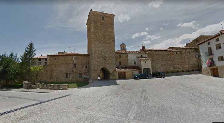 Calle Mayor de Mosqueruela (Teruel).
