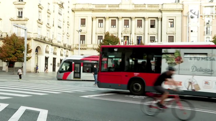 El transporte público de Zaragoza se reforzará y adaptará sus horarios durante la Navidad.