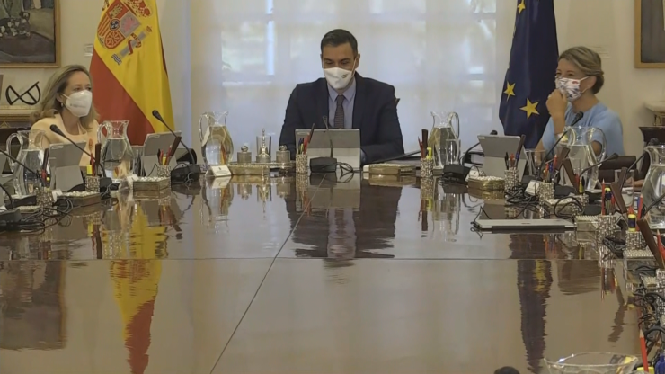 Calviño, Sánchez y Díaz, en un consejo de ministros. (Archivo).