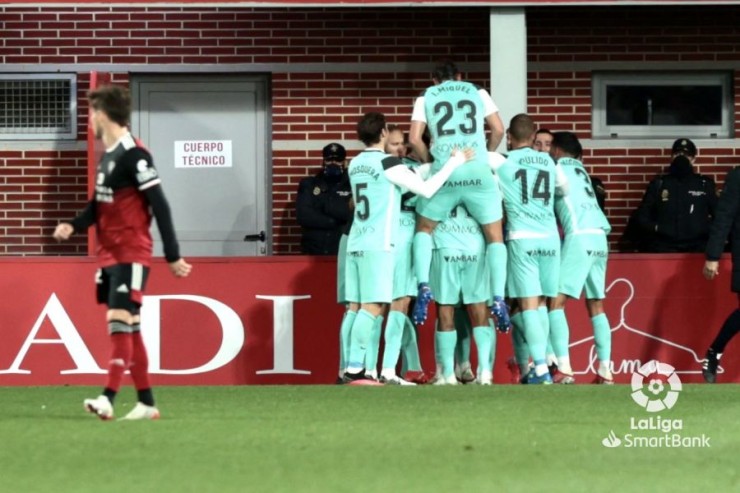 Los jugadores de la SD Huesca celebran el gol de Marc Mateu. Foto: LaLiga