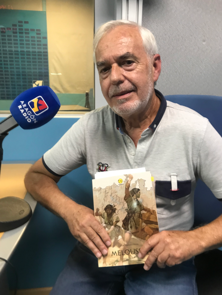 Entrevista a Carlos Tundidor en Aragón Radio, junto a su obra "Meloussa. El ocaso de un sueño"