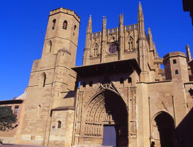 Imagen del exterior de la catedral de Huesca / Turismo Aragón.