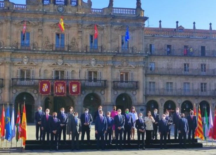 Foto de familia de la última Conferencia de Presidentes, celebrada en Salamanca.